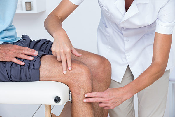 medical treatment options for knee pain