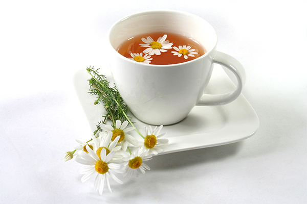 chamomile tea can help relieve nausea