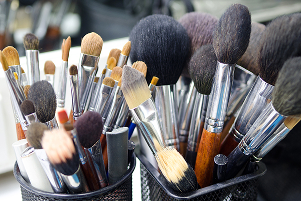 not washing makeup brushes can cause various skin problems