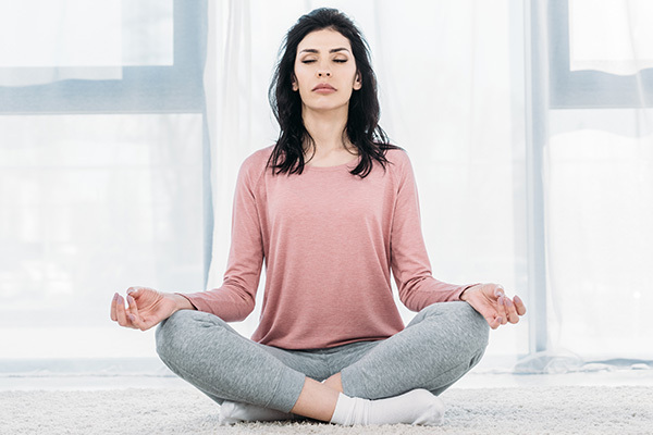 practicing mindfulness meditation can relieve tension headache