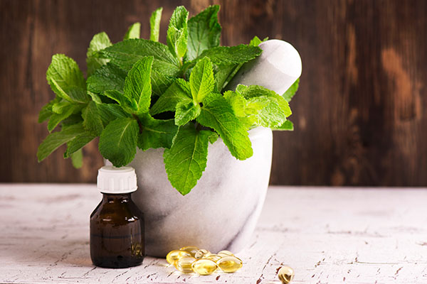 peppermint oil can help soothe a strep throat