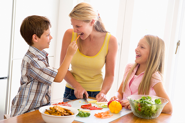 expert tips for parents who want to raise their kids as vegetarians
