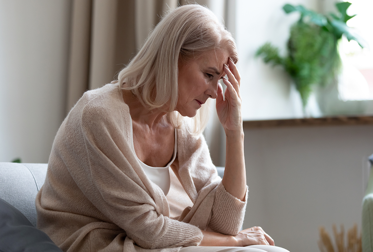 conditions that increase risk of early menopause