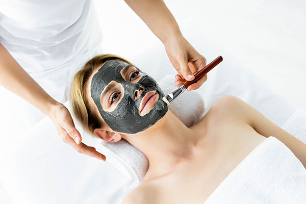 proper usage of bentonite clay face mask