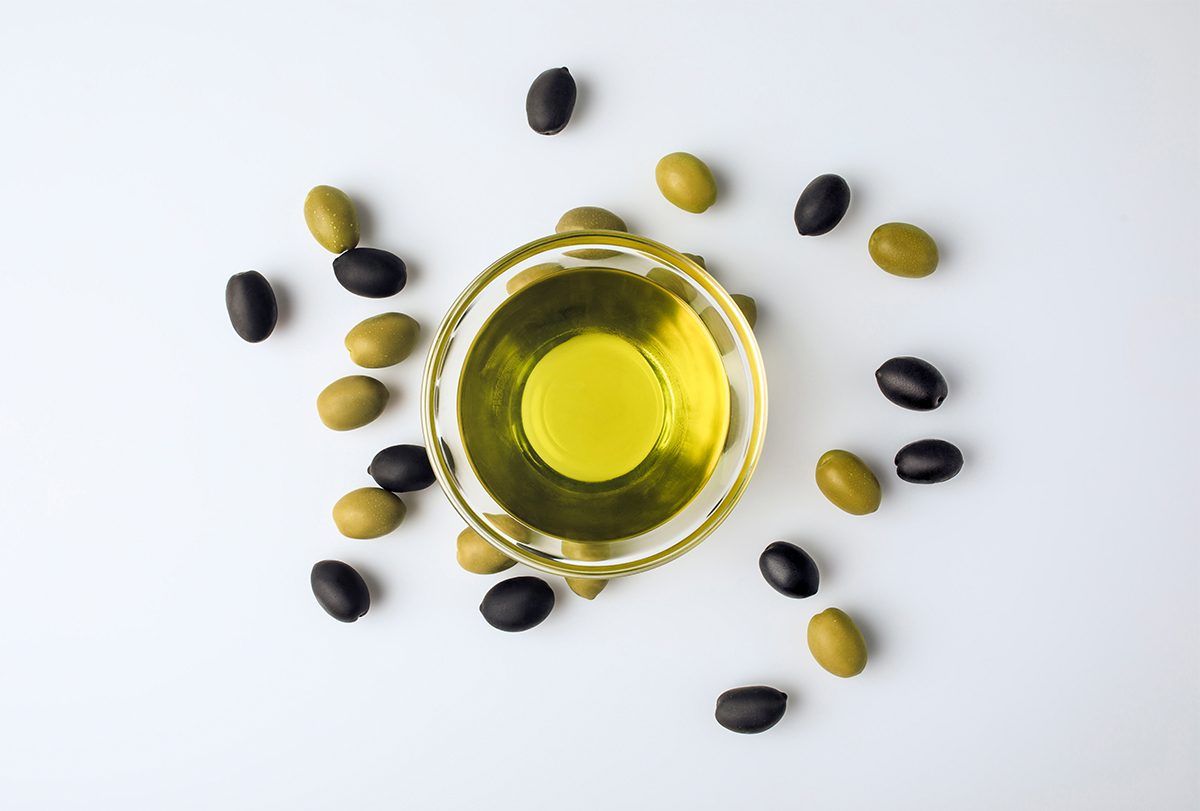 olive oil for face, skin, and hair