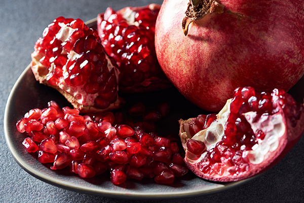 useful tips for selection and storage of pomegranates