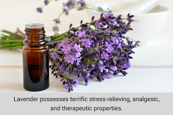 levender essential oil can help reduce stress levels and in turn headaches