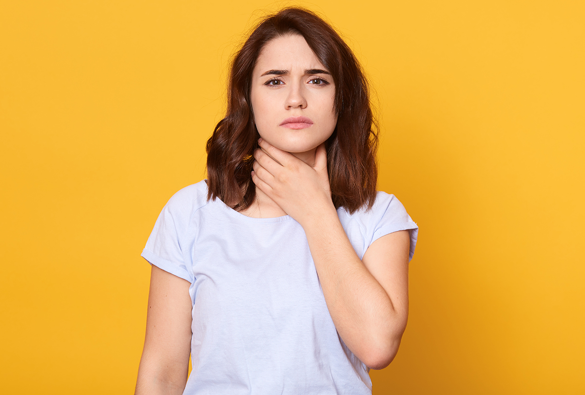 dry throat: causes, signs, and treatment